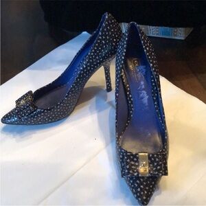 Coach Snakeskin Gold-tone bow pointed toe stiletto heel shoes